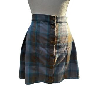 Torrid “Outlander” Plaid Pleated Front Button Skirt-18W